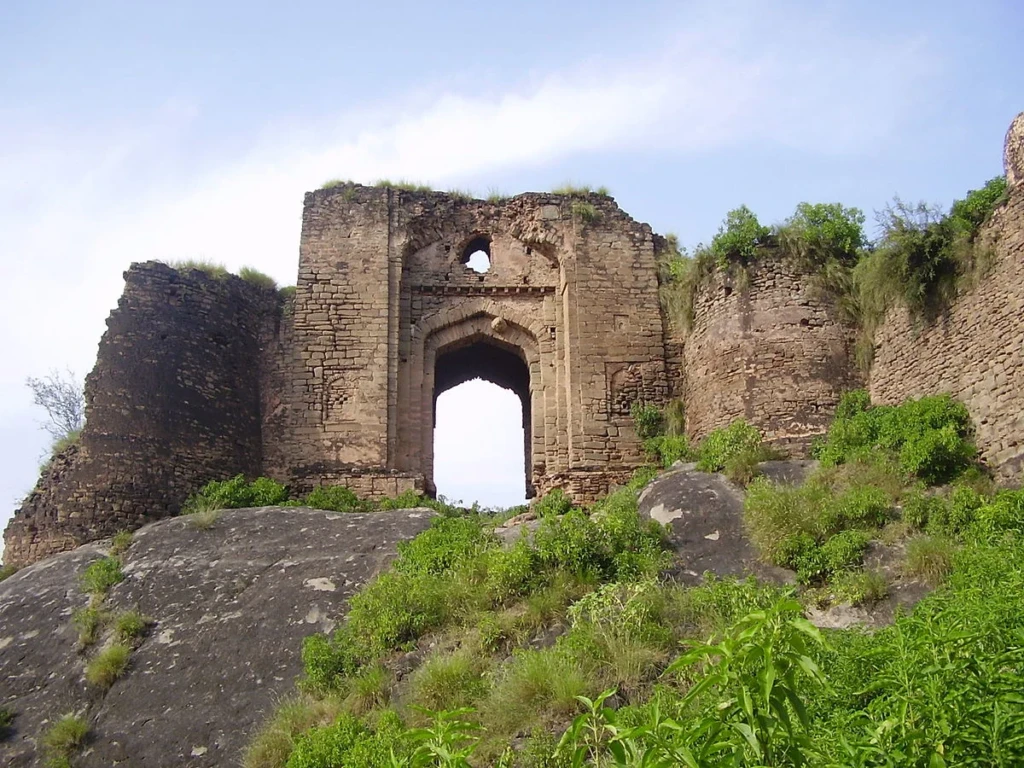 Mai Qamro Masjid, an Asset of Pakistan