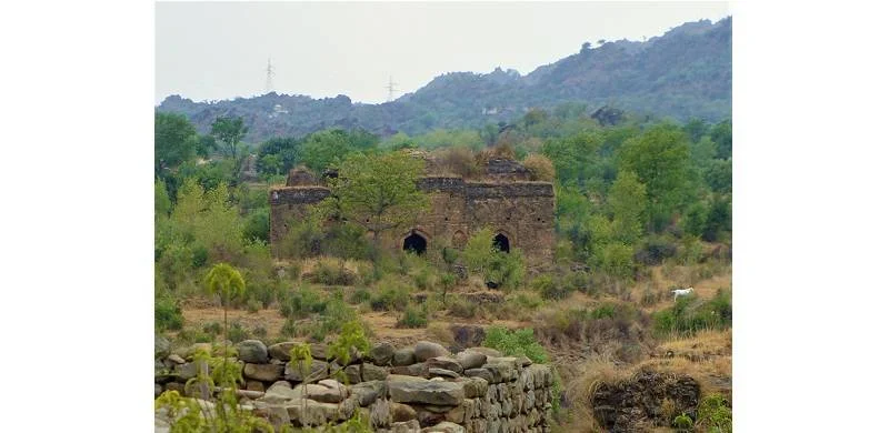 Mai Qamro Masjid, an Asset of Pakistan