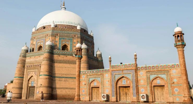 Complete Guide to Visiting Shah Rukn-e-Alam Shrine Multan