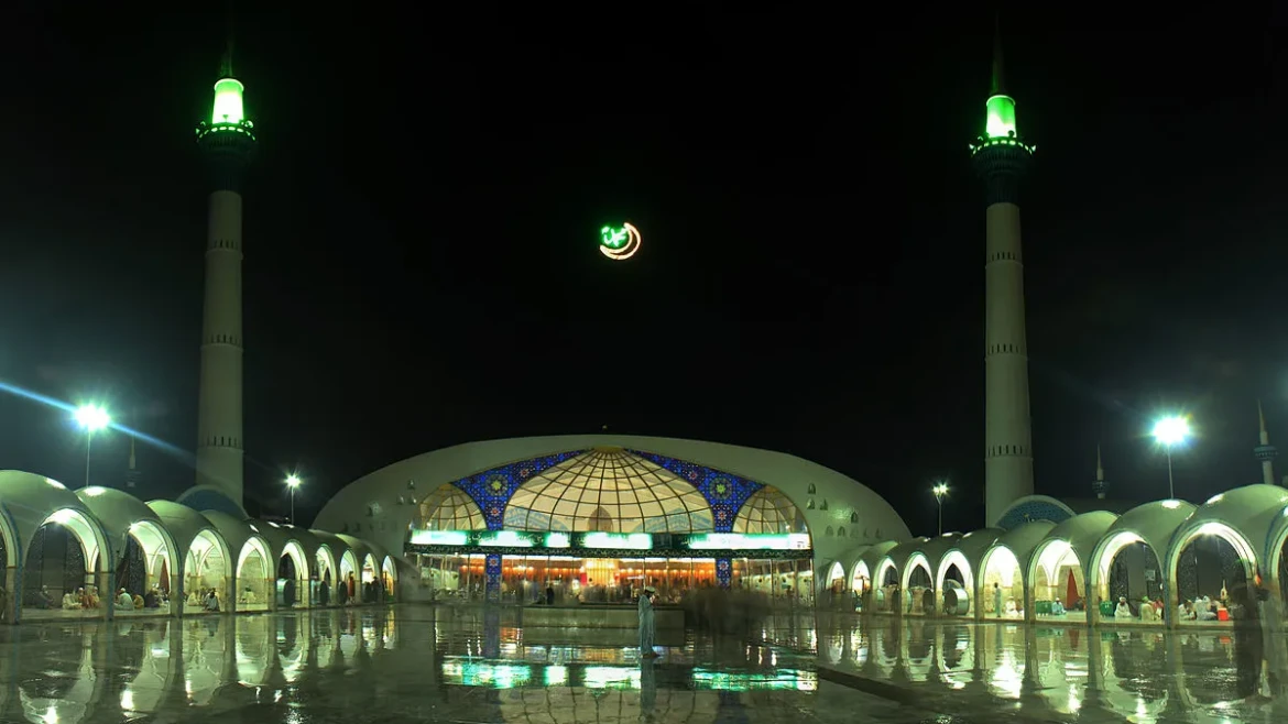 Data Darbar Lahore – A Spiritual Journey