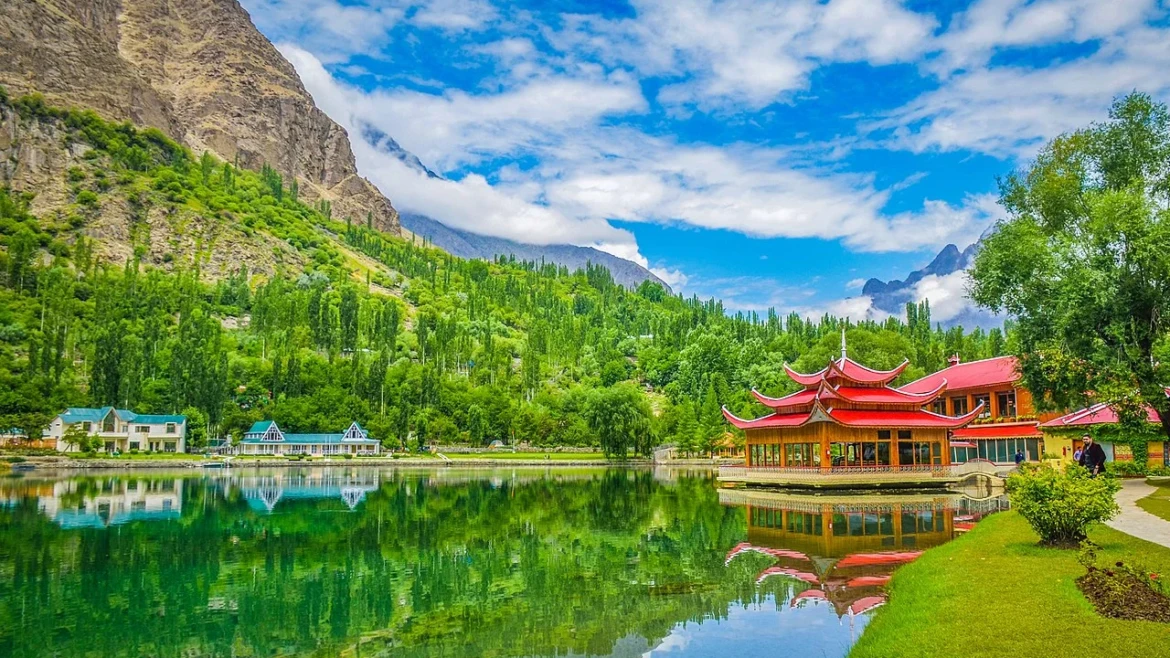 Complete Skardu Travel Guide 2026 – Places, Hotels & Travel Tips
