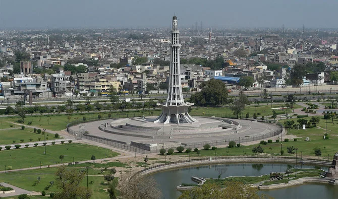 Minar-e-Pakistan monument in Greater Iqbal Park Lahore